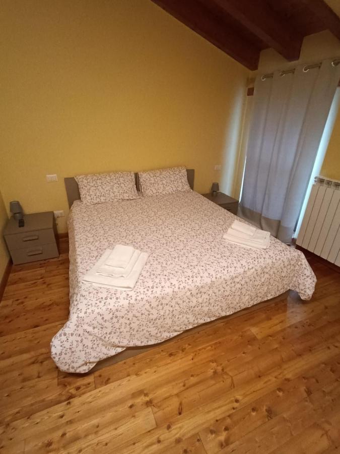 Constancia Trattoria Hostel Валдиери Екстериор снимка
