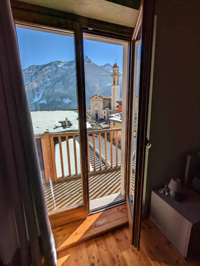 Constancia Trattoria Hostel Валдиери Екстериор снимка