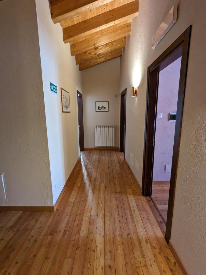 Constancia Trattoria Hostel Валдиери Екстериор снимка